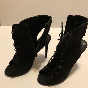Open Heel Lace Up Shoe / Boot